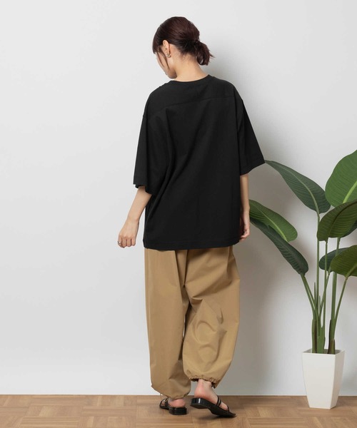 Healthknit(ヘルスニット)の「Healthknit(ヘルスニット)フットボールTシャツ(Tシャツ/カットソー・レディース・ホワイト/ブラック/キナリ・L/M)」の17枚目の写真