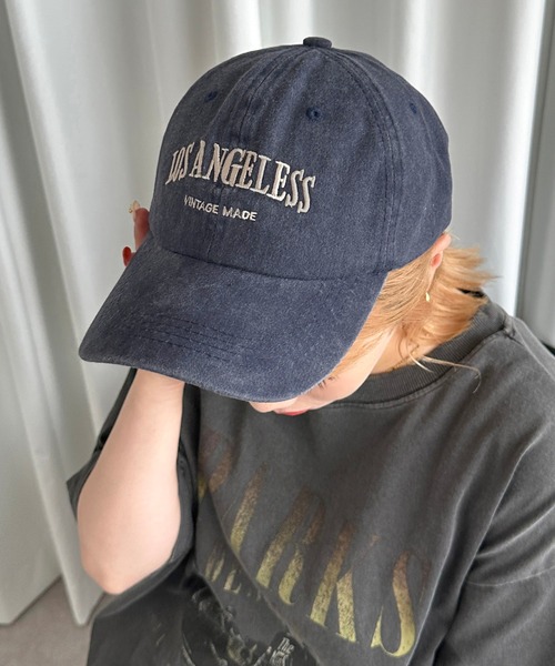 apres jour mignon（アプレジュールミニョン）の「【apresjour mignon×ARIAZ】加工ロゴキャップ（キャップ・レディース・レッド/グリーン/ブルー系その他/ブラック系その他/グレイッシュベージュ・ONESIZE）」の4枚目の写真