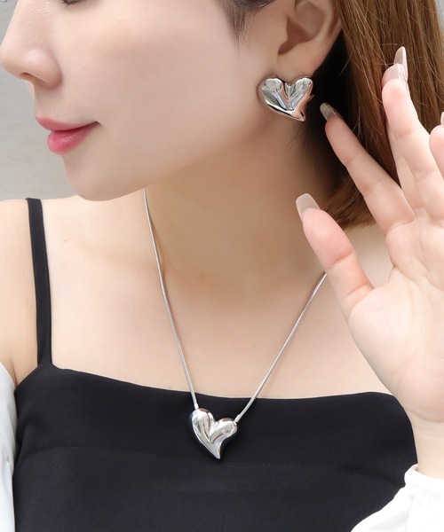blackdia ocean（ブラックダイヤオーシャン）の「blackdia ocean プランプハートピアス（ピアス（両耳用）・レディース・ゴールド/シルバー×ゴールド/シルバー・FREE）」の6枚目の写真