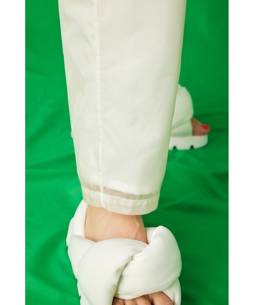 ENFOLD（エンフォルド）の「シースルータフタ Sheered TR（その他パンツ・レディース・ホワイト/ライトパープル・38/36）」の10枚目の写真