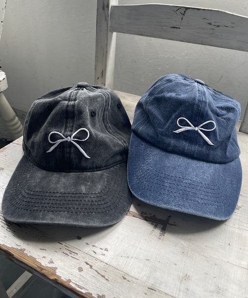 ROGER AND RAW(ロジャーアンドロウ)の「リボン刺繍キャップ(キャップ・レディース・ブラック/ネイビー・FREE)」の8枚目の写真