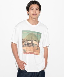 Levi's（リーバイス）の「Levi's/リーバイス リラックスフィット Tシャツ ホワイト WAGON WEAR（Tシャツ/カットソー）」