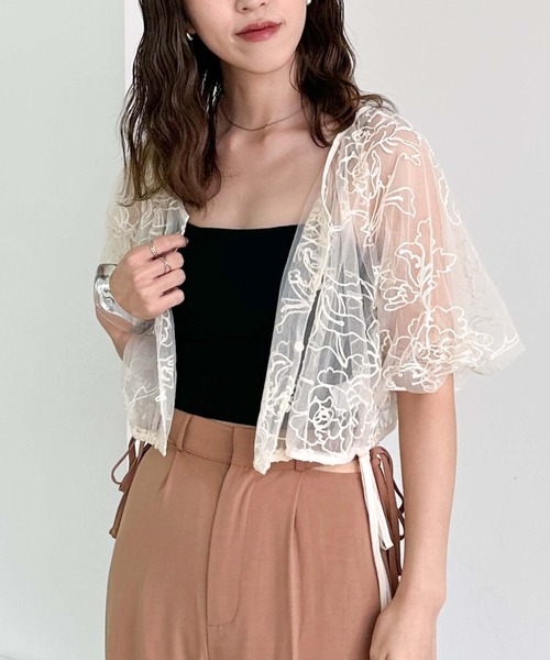 archives（アルシーヴ）の「刺繍チュールバルーンブラウス（シャツ/ブラウス・レディース・ブラック/ブラウン/アイボリー・MEDIUM）」の2枚目の写真