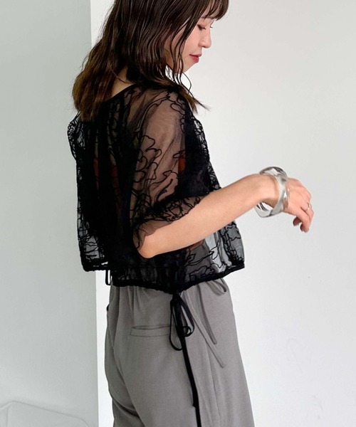 archives（アルシーヴ）の「刺繍チュールバルーンブラウス（シャツ/ブラウス・レディース・ブラック/ブラウン/アイボリー・MEDIUM）」の11枚目の写真