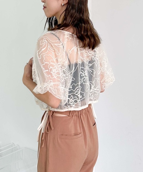 archives（アルシーヴ）の「刺繍チュールバルーンブラウス（シャツ/ブラウス・レディース・ブラック/ブラウン/アイボリー・MEDIUM）」の19枚目の写真