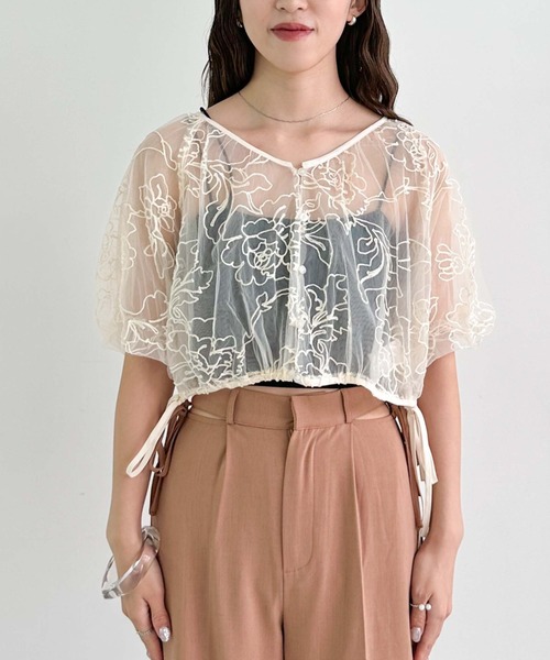 archives（アルシーヴ）の「刺繍チュールバルーンブラウス（シャツ/ブラウス・レディース・ブラック/ブラウン/アイボリー・MEDIUM）」の5枚目の写真