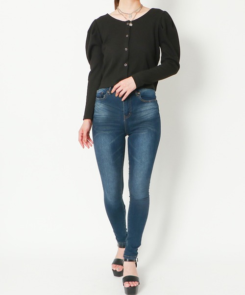 GORGE(ゴージ)の「《2way×パワショル》レディース リブトップス カーディガン風 羽織り 春秋冬(Tシャツ/カットソー・レディース・ブラック/オフホワイト/ブラウン/ブラック×ホワイト・F)」の6枚目の写真