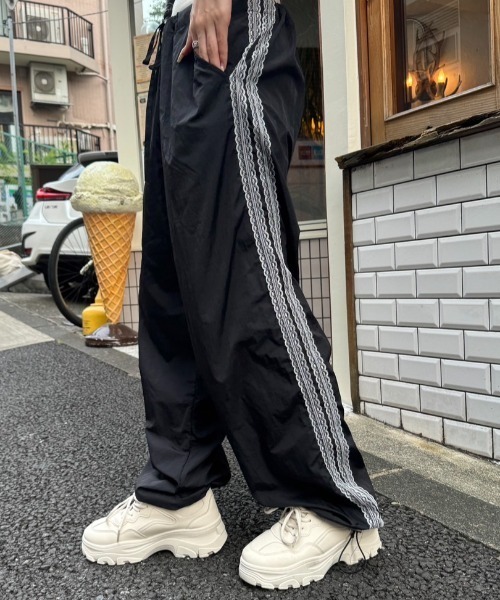 nemne store（ネンネストア）の「《Delfy》レース切り替えナイロンパンツ（その他パンツ・レディース・ブラック・フリー）」の9枚目の写真