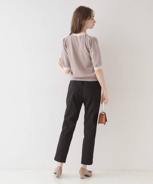 couture brooch（クチュールブローチ）の「◆【二の腕カバー・上品×シンプルなニット】配色スカラ5分袖ニット（ニット/セーター・レディース・アイボリー/ブラック/ブラウン系その他・36/38/42）」の17枚目の写真