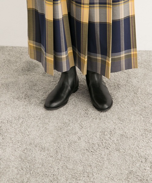 URBAN RESEARCH DOORS(アーバンリサーチドアーズ)の「抗菌消臭機能ショートブーツ(ブーツ・レディース・チャコールグレー/ブラック・38/36/37)」の9枚目の写真