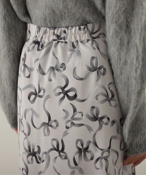 PROPORTION BODY DRESSING（プロポーションボディドレッシング）の「リボン柄ナロースカート / 1214220507（スカート・レディース・グレー/ブラック・SMALL/MEDIUM）」の12枚目の写真
