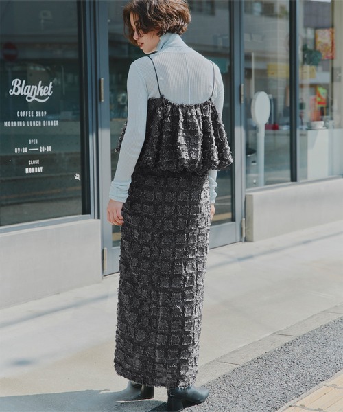 titivate（ティティベイト）の「フリンジチェックバルーンキャミソール（キャミソール・レディース・ブラウン/ベージュ/ブラック・M）」の15枚目の写真