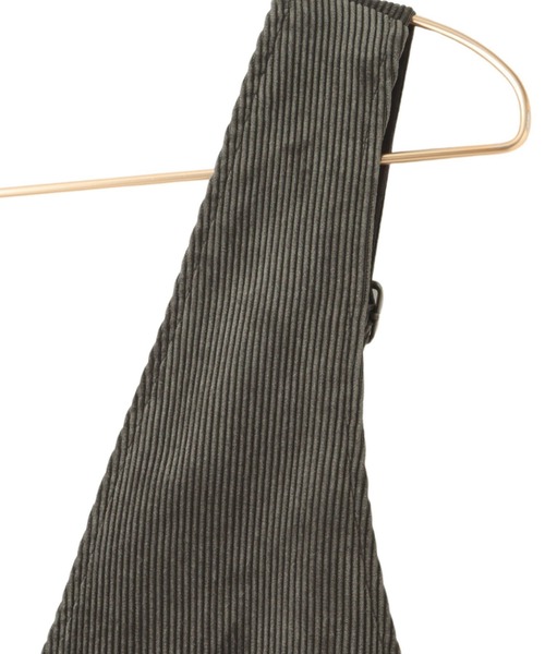 ROPE' PICNIC(ロペピクニック)の「前後2WAY/コーデュロイ深Vネックジャンパースカート(ジャンパースカート・レディース・ブラック/チャコールグレー・38)」の6枚目の写真
