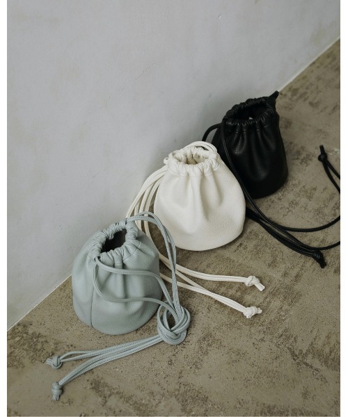 anuke（アンヌーク）の「Ecoleather Shoulder Bag（ショルダーバッグ