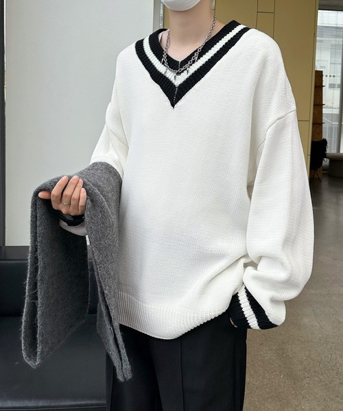 FVLMEN（フルメン）の「【FVLMEN】tilden line V-neck knit pullover/チルデン ライン Vネック ニット プルオーバー（ニット/セーター・メンズ・ブラック/ホワイト・MEDIUM/LARGE/X-LARGE）」の10枚目の写真