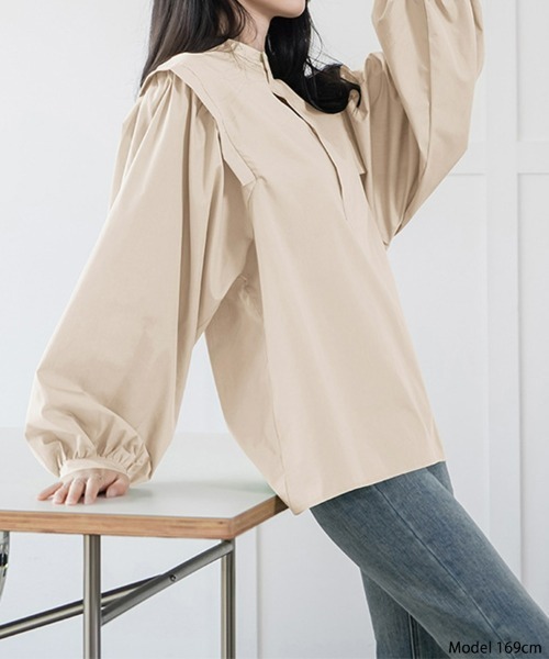 【新品】scyeサイ ノーカラーブラウス ブザムシャツ バルーンスリーブ オフィスデイリーの大人ブラウス バルーンスリーブブラウス 長袖