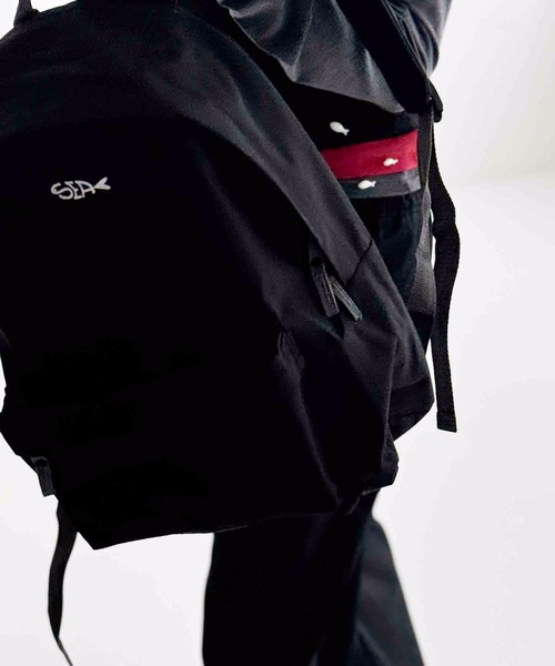 SEA（シー）の「サーディンバックパック（バックパック/リュック・レディース・ブラック/レッド・ONE SIZE）」の5枚目の写真