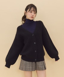 Vネックカーディガン