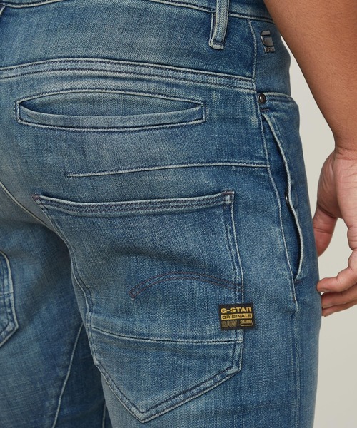 G-STAR(ジースター)の「D-STAQ 3D SLIM JEANS/ヴィンテージライク立体裁断スリムテーパードジーンズ(デニムパンツ・メンズ・インディゴブルー・34/32/33/30/31/30/28/30/33/32/32/30/30/32/27inch/34/30/36/32)」の2枚目の写真
