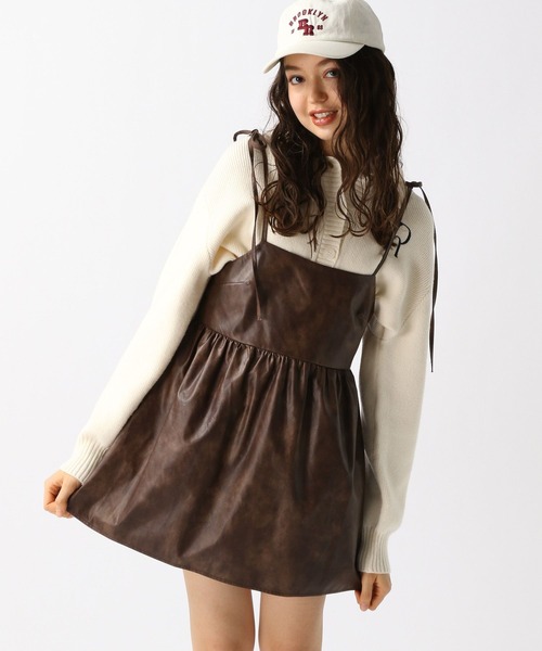 FOREVER 21（フォーエバー トゥエンティーワン）の「【2025SS】フェイクレザー2WAYチュニックワンピース（ワンピース・レディース・ブラウン/ブラック・MEDIUM/SMALL）」の12枚目の写真