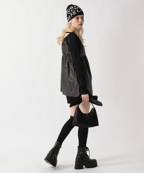 FOREVER 21（フォーエバー トゥエンティーワン）の「【2025SS】フェイクレザー2WAYチュニックワンピース（ワンピース・レディース・ブラウン/ブラック・MEDIUM/SMALL）」の14枚目の写真