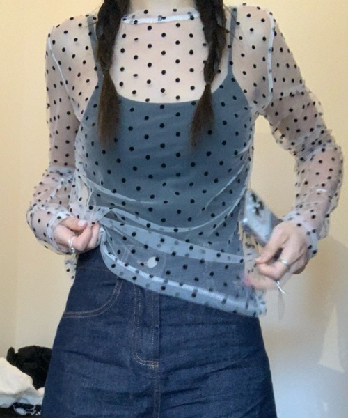 SHEPP(シープ)の「ドット柄長袖シアートップス(Tシャツ/カットソー・レディース・ブラック/アイボリー・F)」の9枚目の写真