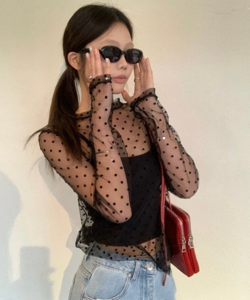 SHEPP(シープ)の「ドット柄長袖シアートップス(Tシャツ/カットソー・レディース・ブラック/アイボリー・F)」の7枚目の写真