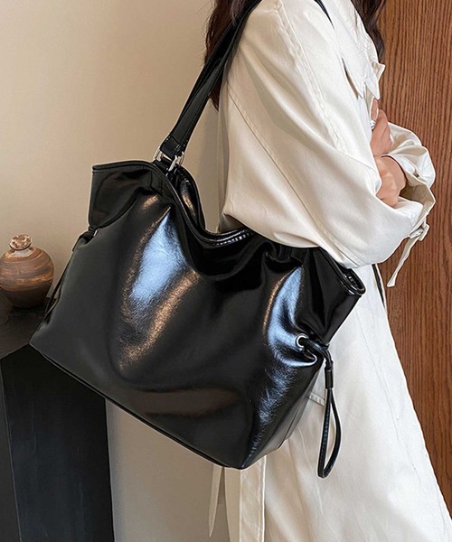 フェイクレザートートバッグ（ショルダーバッグ）｜suppli mohh（サプリモー）