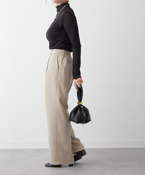 Remind me and forever（リマインドミーアンドフォーエバー）の「【2025SS】シアーハイネックプルオーバー（Tシャツ/カットソー・レディース・ピンク/イエロー/ブラック/オフホワイト・FREE）」の18枚目の写真