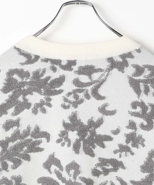 PAGEBOY（ページボーイ）の「3Dフラワージャガードカーディガン（カーディガン/ボレロ・レディース・オフホワイト/ブラック/ブルー系その他・FREE）」の10枚目の写真