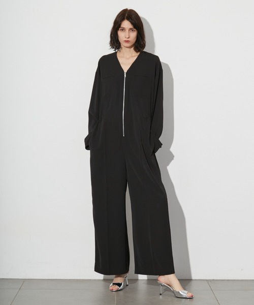 styling/(スタイリング)の「ウエストギャザーオールインワン(ワンピース・レディース・ベージュ/ブラック・1/0)」の2枚目の写真