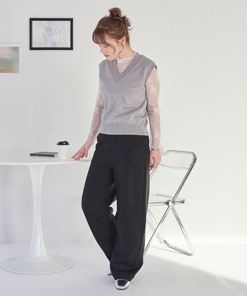 LinoU.(リノユー)の「花柄シアートップス(Tシャツ/カットソー・レディース・ブラック/アイボリー/ホワイト/ベージュ・S/M/L)」の8枚目の写真