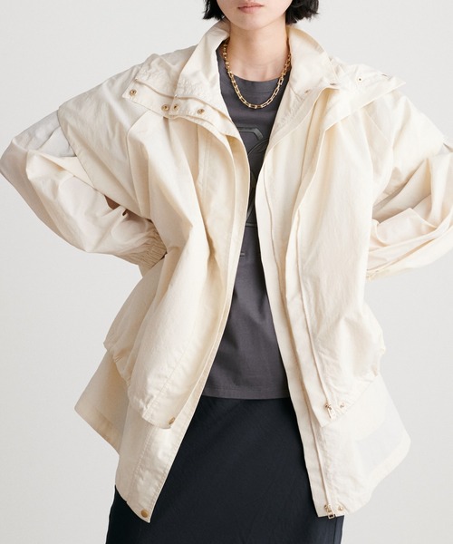 LARUTA（ラルータ）の「【LARUTA】撥水加工ナイロンマンパコート（マウンテンパーカー・レディース・ブラック/カーキ/アイボリー・FREE）」の8枚目の写真