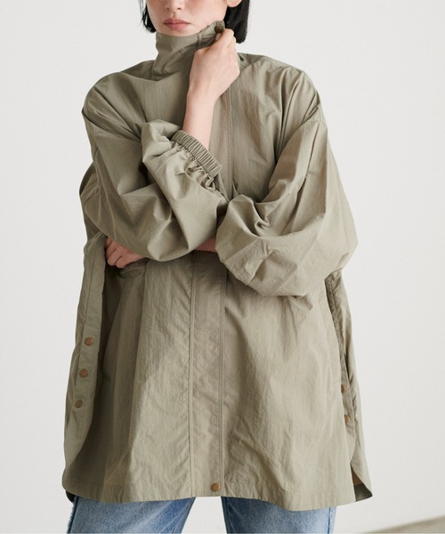 LARUTA（ラルータ）の「【LARUTA】撥水加工ナイロンマンパコート（マウンテンパーカー・レディース・ブラック/カーキ/アイボリー・FREE）」の22枚目の写真