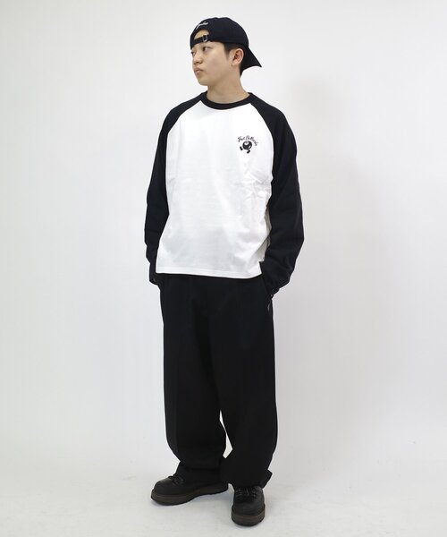 WHO'S WHO gallery（フーズフーギャラリー）の「【UNISEX/ユニセックス】COOPER FACTビリヤードラグランロンTEE（Tシャツ/カットソー・レディース・ブラック/チャコールグレー・MEDIUM/LARGE）」の12枚目の写真