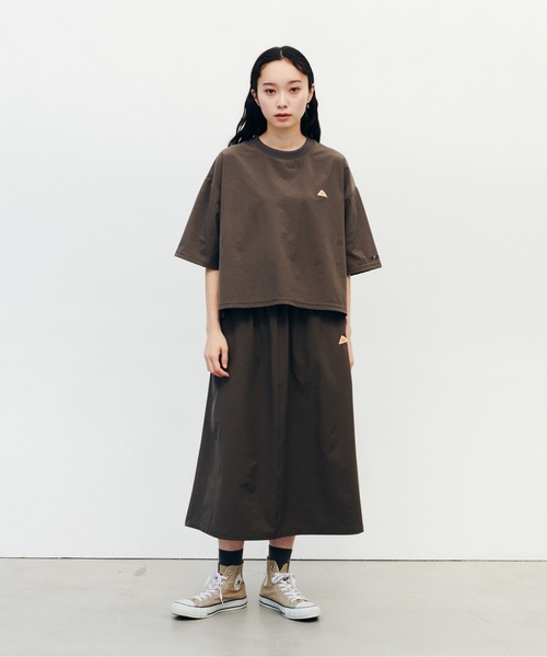 KELTY(ケルティ)の「ラッシュ コンフォート クロップド ティーシャツ(Tシャツ/カットソー・レディース・ブラック/ブルー/ベージュ/チャコールグレー・FREE)」の20枚目の写真