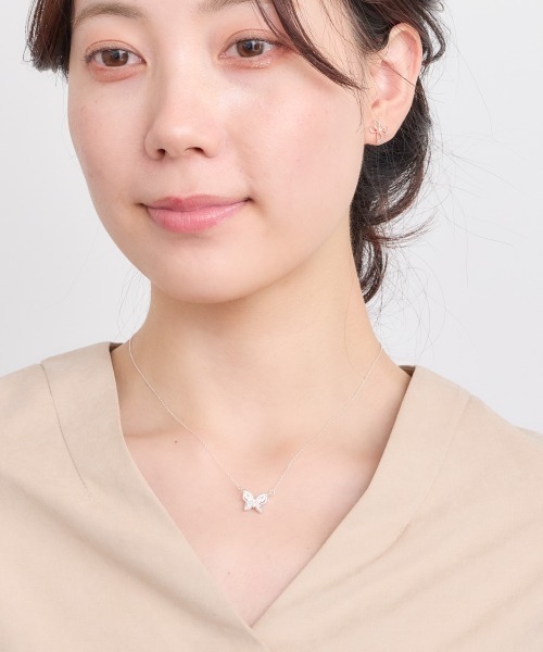 キュービックバタフライプチペンダント（ネックレス