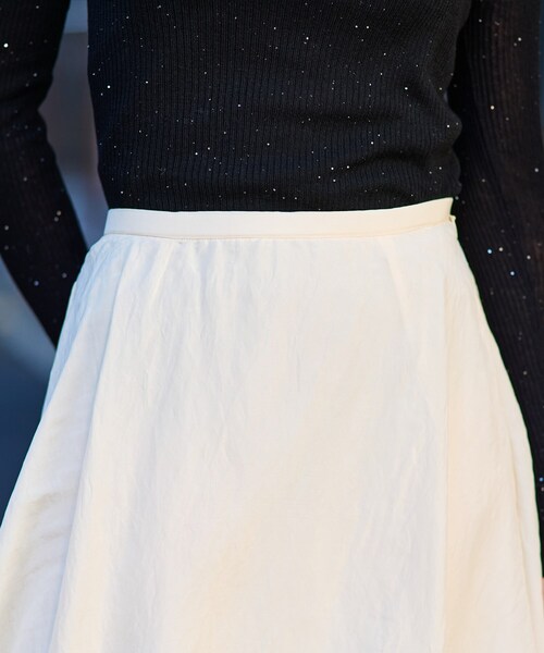 DRESSTERIOR（ドレステリア）の「【裏地あり/後ろウエストゴム】シアーワッシャーバルーンスカート（スカート・レディース・チャコールグレー/アイボリー・36/34/38/40）」の6枚目の写真