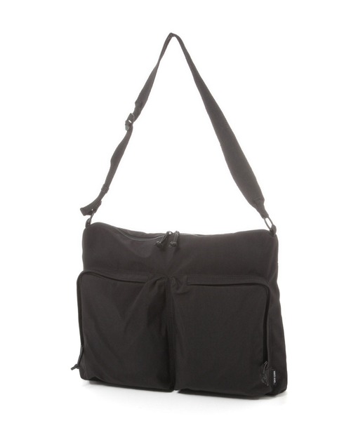 niko and...（ニコアンド）の「Ｗポケットジップショルダーバッグ（ショルダーバッグ・メンズ・ブラック/オリーブ・FREE）」の4枚目の写真