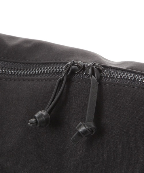 niko and...（ニコアンド）の「Ｗポケットジップショルダーバッグ（ショルダーバッグ・メンズ・ブラック/オリーブ・FREE）」の10枚目の写真