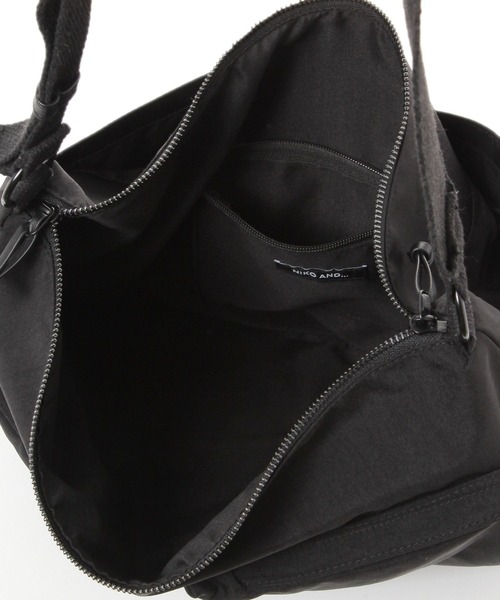 niko and...（ニコアンド）の「Ｗポケットジップショルダーバッグ（ショルダーバッグ・メンズ・ブラック/オリーブ・FREE）」の15枚目の写真