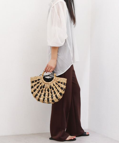 cache cache（カシュ カシュ）の「カシュカシュ cachecache / バンクワンコンビラウンドカゴバッグ（かごバッグ・レディース・ブラック/アイボリー・FREE）」の19枚目の写真