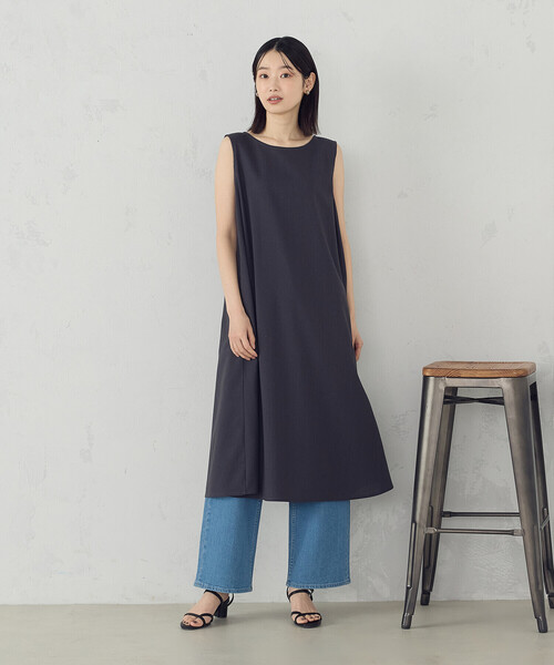 COMME CA ISM（コムサイズム）の「デイリーリラックス ノースリーブワンピース ナチュラル（ワンピース・レディース・ブラウン/ネイビー/マスタード/オリーブ・LARGE/MEDIUM）」の16枚目の写真