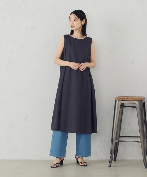 COMME CA ISM（コムサイズム）の「デイリーリラックス ノースリーブワンピース ナチュラル（ワンピース・レディース・ブラウン/ネイビー/マスタード/オリーブ・LARGE/MEDIUM）」の18枚目の写真