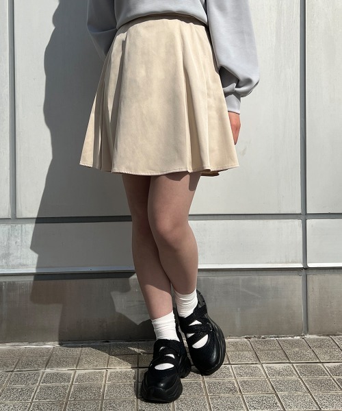 セール】ﾛｺﾞ刺繍入りｻｲﾄﾞﾌﾟﾘｰﾂﾐﾆｽｶｰﾄ/fint フィント（スカート