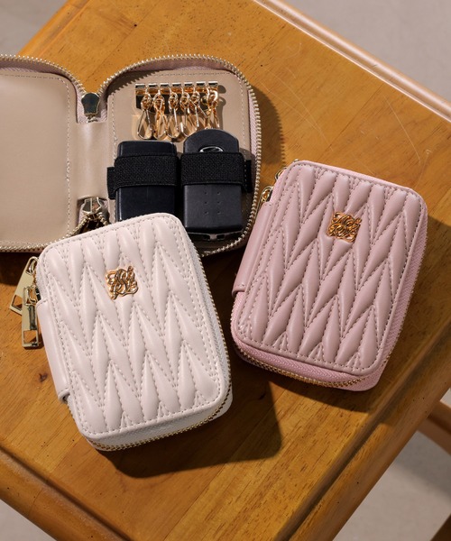 ALTROSE（アルトローズ）の「ダブルスマートキー キーケース スマートキー カードケース ロージア（キーケース/キーアクセサリー・レディース・ブラック/アイボリー/グレイッシュベージュ/ピンク/ブルー・FREE）」の5枚目の写真