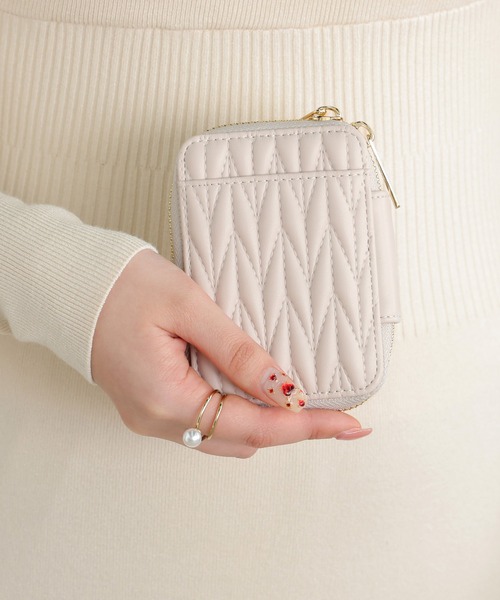 ALTROSE（アルトローズ）の「ダブルスマートキー キーケース スマートキー カードケース ロージア（キーケース/キーアクセサリー・レディース・ブラック/アイボリー/グレイッシュベージュ/ピンク/ブルー・FREE）」の6枚目の写真