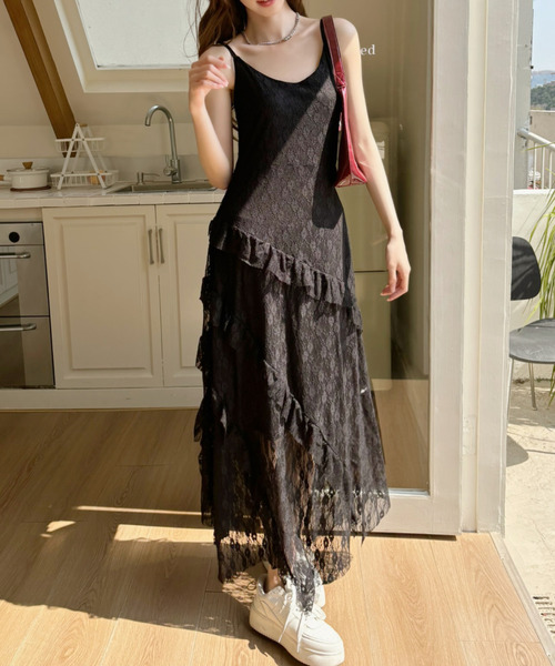 ALVINAbyGOLDS♡ビジューチャーム付き♡段々フリルレース♡キャミワンピ ALVINAbyGOLDS♡ビジューチャーム付き♡段々フリルレース