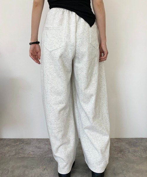 lilful(リルフル)の「ドロスト付き カーブデザインスウェットパンツ(スウェットパンツ・レディース・ホワイト/ブラック/グレー・S/M/L)」の7枚目の写真