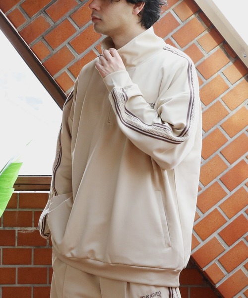 THRASHER(スラッシャー)の「THRASHER ジャージハーフジップジャケット(スウェット・メンズ・ベージュ/ホワイト/ブラック・X-LARGE/MEDIUM/LARGE)」の15枚目の写真